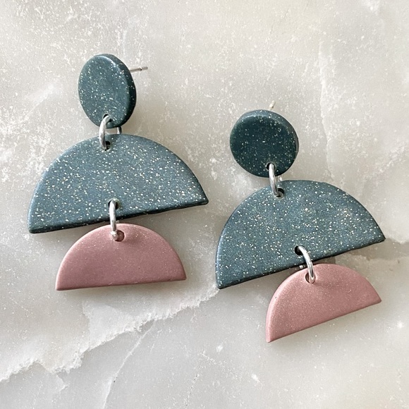 🆕Handmade Clay Earrings - Picture 3 of 8